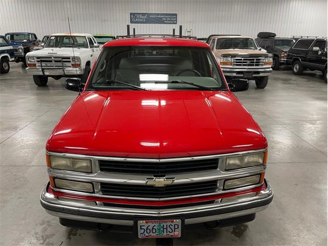 1996 Chevrolet Suburban (CC-1564468) for sale in Holland , Michigan