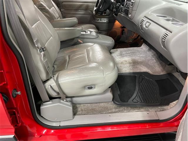1996 Chevrolet Suburban (CC-1564468) for sale in Holland , Michigan