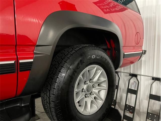 1996 Chevrolet Suburban (CC-1564468) for sale in Holland , Michigan