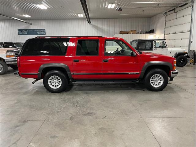 1996 Chevrolet Suburban (CC-1564468) for sale in Holland , Michigan