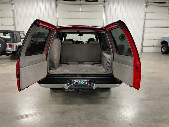 1996 Chevrolet Suburban (CC-1564468) for sale in Holland , Michigan