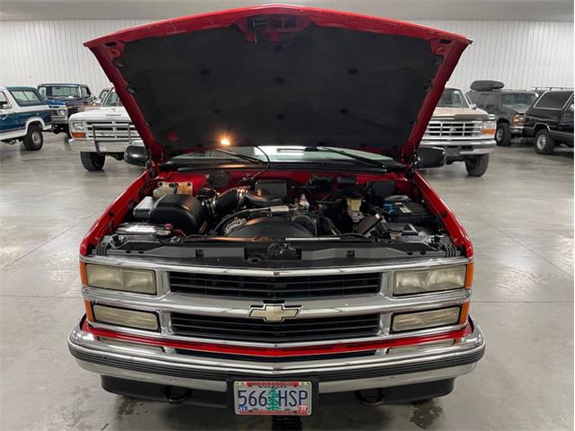 1996 Chevrolet Suburban (CC-1564468) for sale in Holland , Michigan
