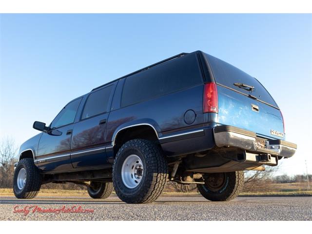 1996 Chevrolet Suburban (CC-1565368) for sale in Lenoir City, Tennessee