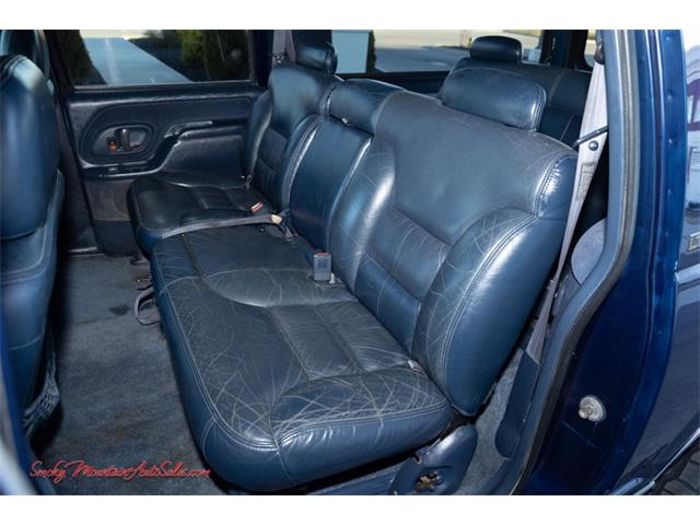 1996 Chevrolet Suburban (CC-1565368) for sale in Lenoir City, Tennessee