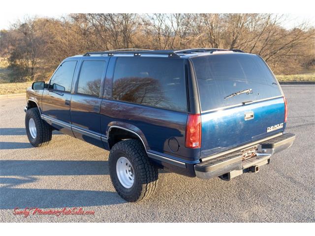 1996 Chevrolet Suburban (CC-1565368) for sale in Lenoir City, Tennessee