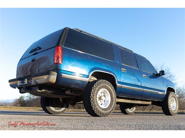 1996 Chevrolet Suburban (CC-1565368) for sale in Lenoir City, Tennessee