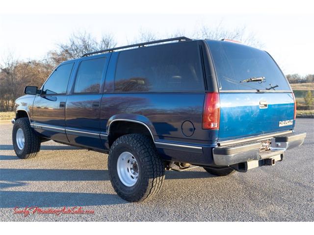 1996 Chevrolet Suburban (CC-1565368) for sale in Lenoir City, Tennessee