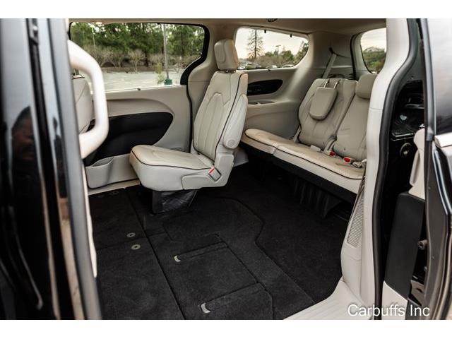 2018 Chrysler Pacifica (CC-1560065) for sale in Concord, California
