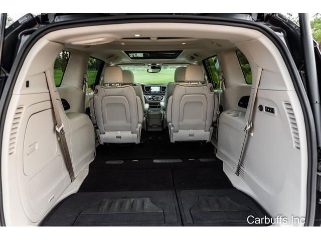 2018 Chrysler Pacifica (CC-1560065) for sale in Concord, California