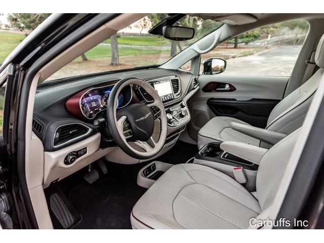 2018 Chrysler Pacifica (CC-1560065) for sale in Concord, California