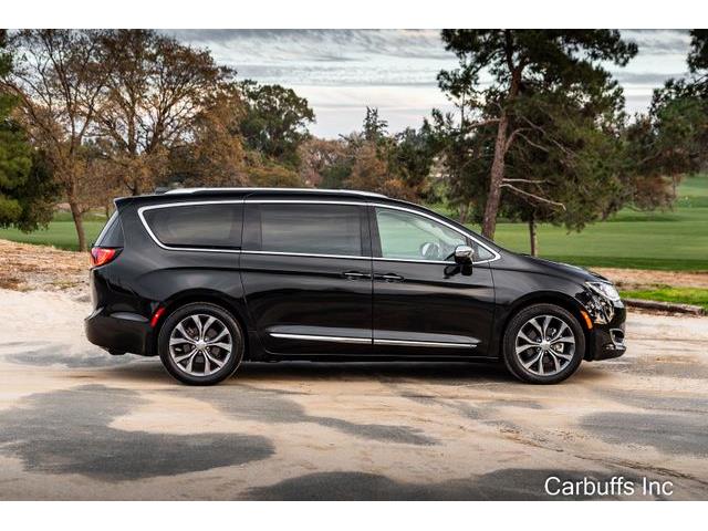 2018 Chrysler Pacifica (CC-1560065) for sale in Concord, California