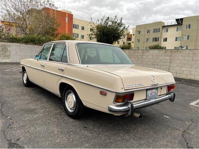 1972 Mercedes-Benz 220 (CC-1567143) for sale in Cadillac, Michigan