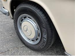 1972 Mercedes-Benz 220 (CC-1567143) for sale in Cadillac, Michigan