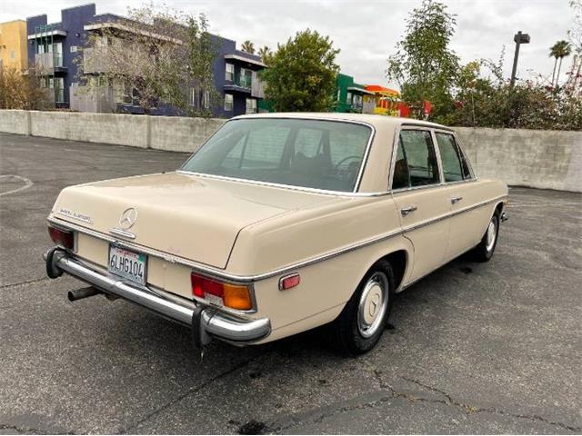1972 Mercedes-Benz 220 (CC-1567143) for sale in Cadillac, Michigan