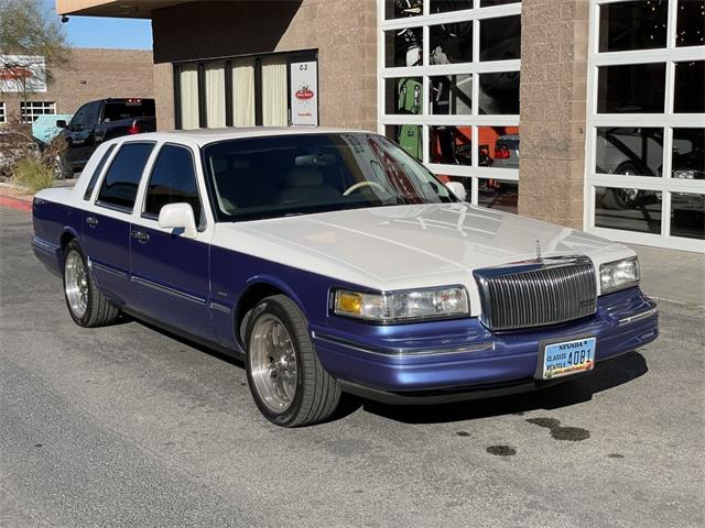 1996 Lincoln Town Car (CC-1567800) for sale in Henderson, Nevada