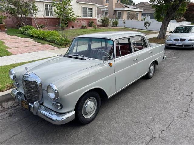 1965 Mercedes-Benz 190 (CC-1572680) for sale in Cadillac, Michigan