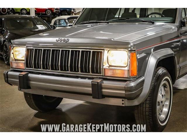 1992 Jeep Cherokee (CC-1584316) for sale in Grand Rapids, Michigan