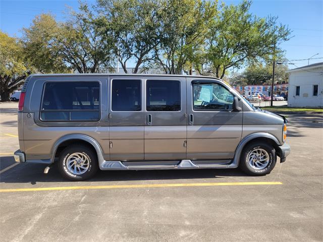 2001 Chevrolet Express (CC-1587182) for sale in BAYTOWN, Texas