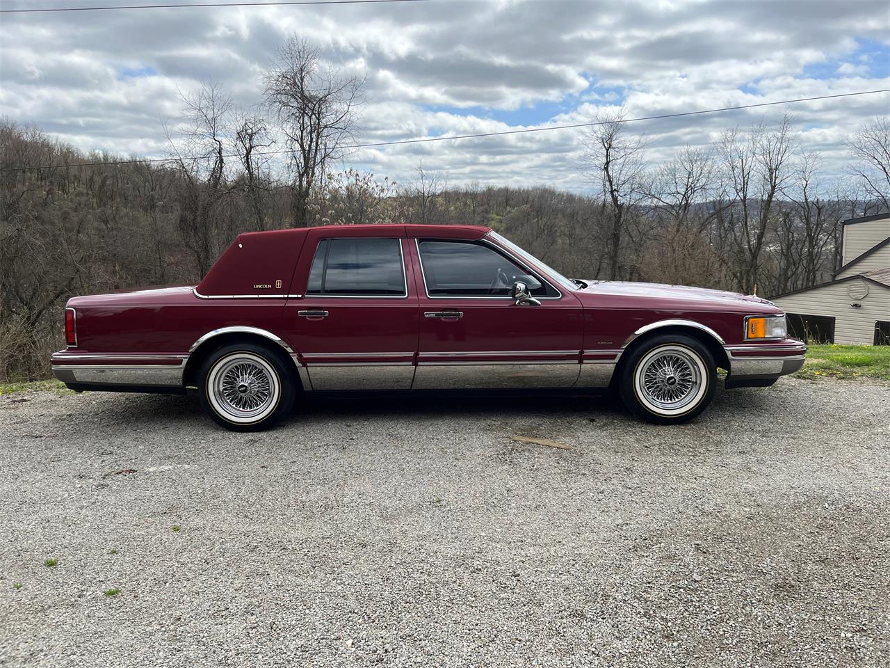 1991 Lincoln Town Car for Sale | ClassicCars.com | CC-1587707