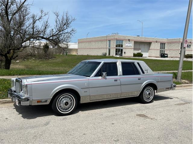 1984 Lincoln Town Car (CC-1594674) for sale in Alsip, Illinois