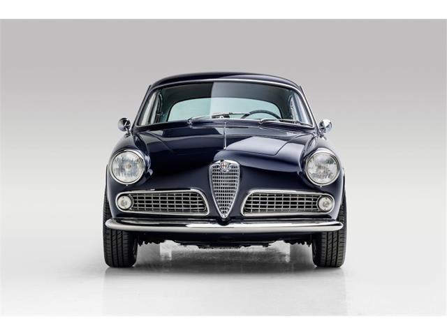 Alfa Romeo Giulietta photos: Model of distinction - CNET