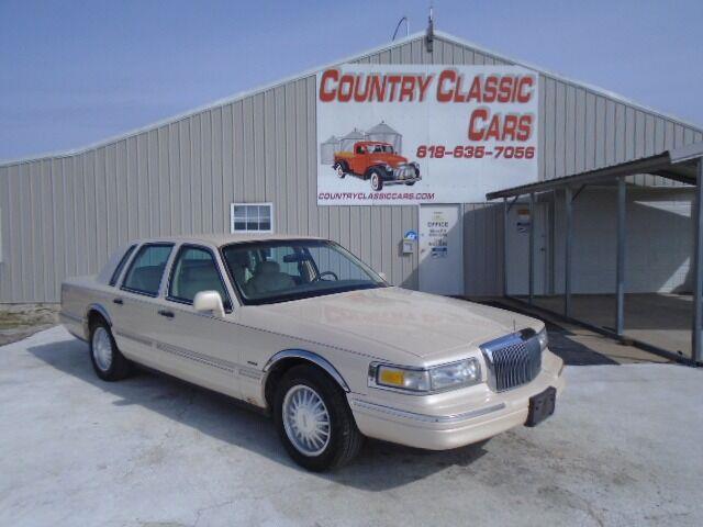 1997 Lincoln Town Car (CC-1590979) for sale in Staunton, Illinois