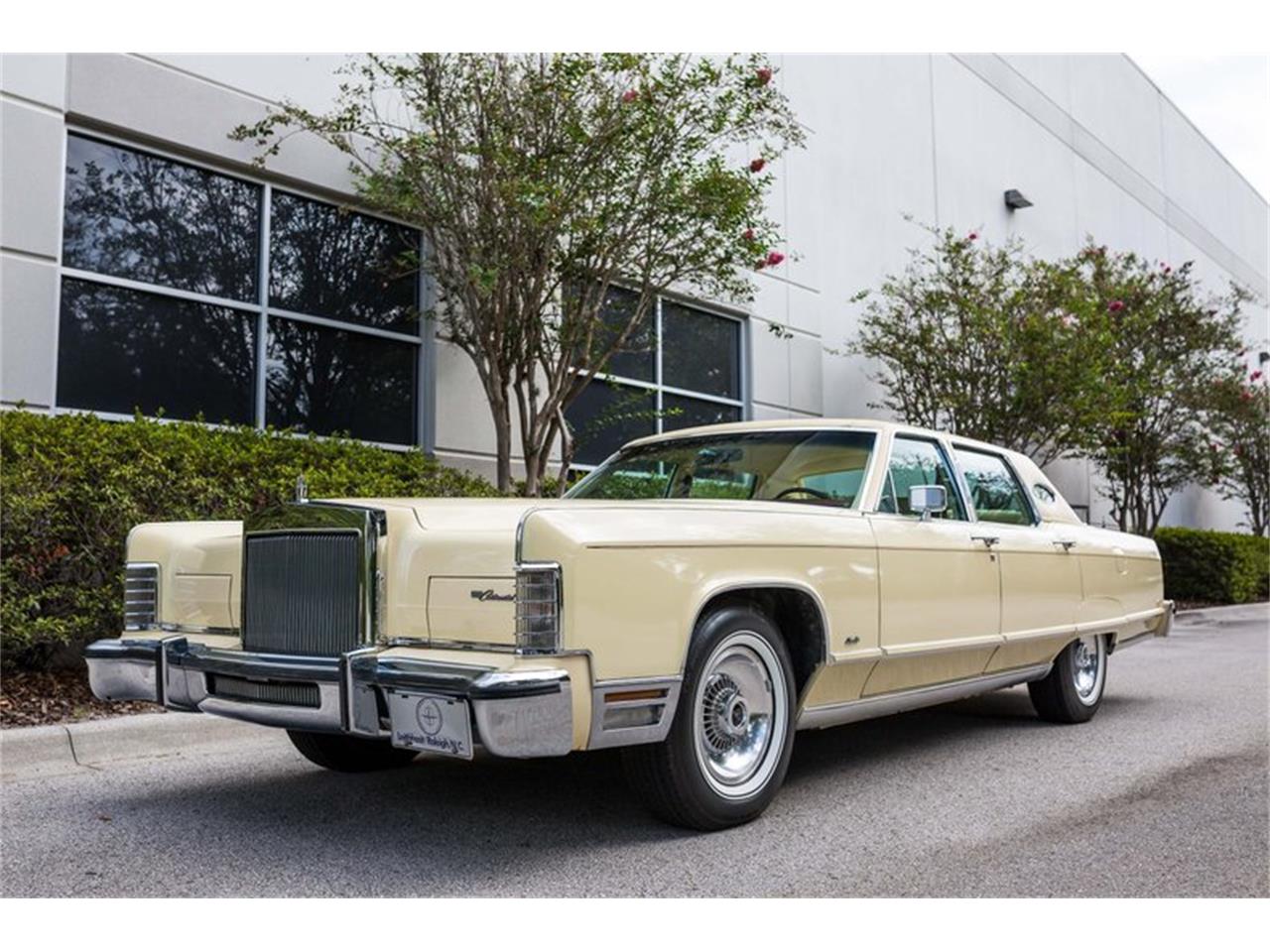 1977 Lincoln Town Car for Sale CC1601166