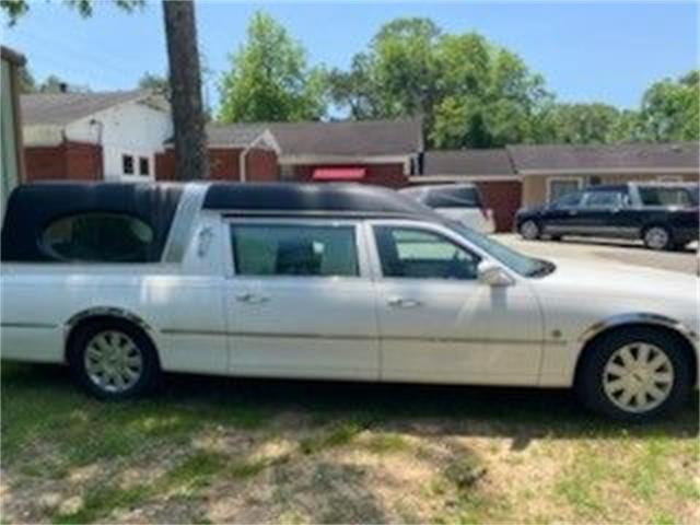 2005 Lincoln Town Car (CC-1601384) for sale in Cadillac, Michigan