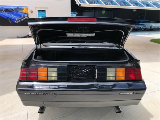 1988 Chevrolet Camaro IROC Z28 (CC-1602346) for sale in Palmetto, Florida