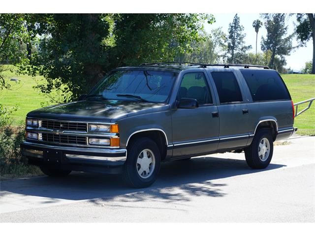 1999 Chevrolet Suburban (CC-1602390) for sale in Sherman Oaks, California