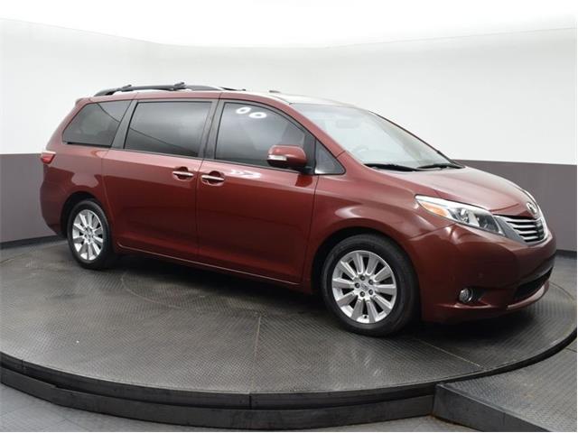 2015 Toyota Sienna (CC-1613154) for sale in Highland Park, Illinois