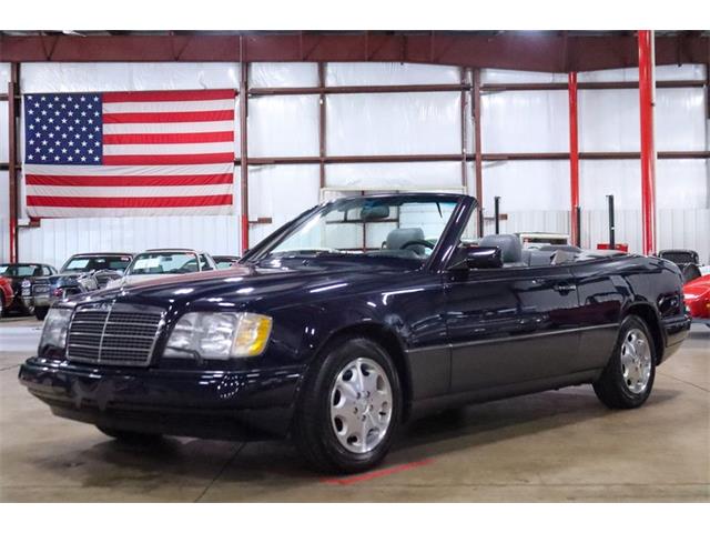 1995 Mercedes-Benz E320 (CC-1613381) for sale in Kentwood, Michigan