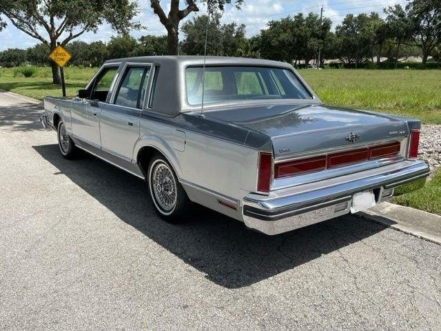 1983 Lincoln Town Car for Sale | ClassicCars.com | CC-1622837