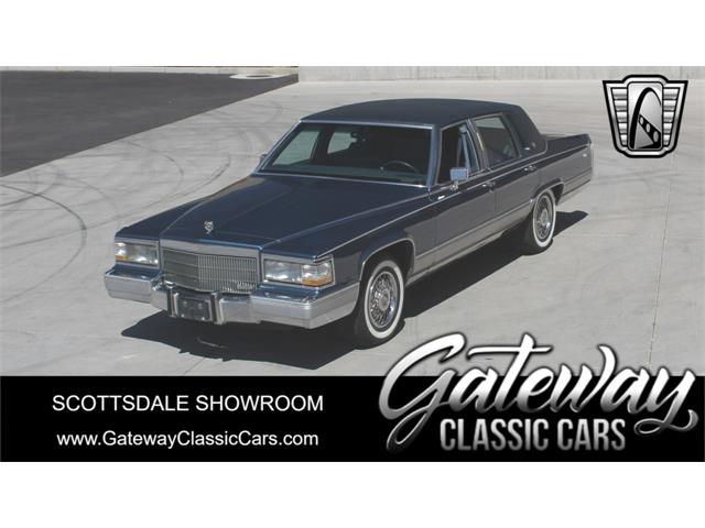 1992 Cadillac Brougham (CC-1624776) for sale in O'Fallon, Illinois