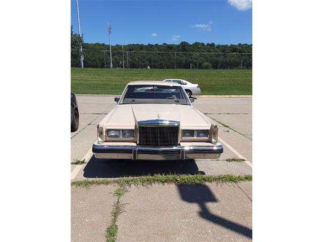 1984 Lincoln Town Car (CC-1620916) for sale in Cadillac, Michigan