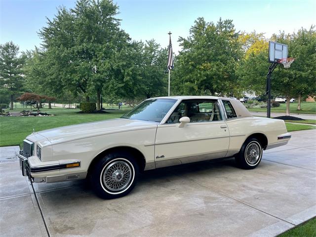 1985 Pontiac Grand Prix (CC-1632786) for sale in North Royalton, Ohio