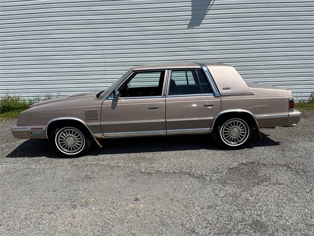 1986 Chrysler New Yorker (CC-1633162) for sale in Carlisle, Pennsylvania