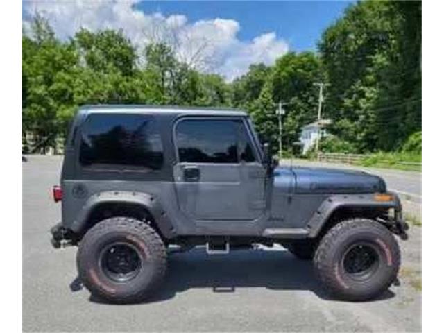 Stunning Jeep Saratoga New York Images
