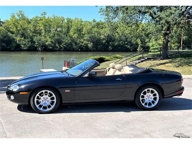 2001 Jaguar XKR (CC-1638309) for sale in Alsip, Illinois