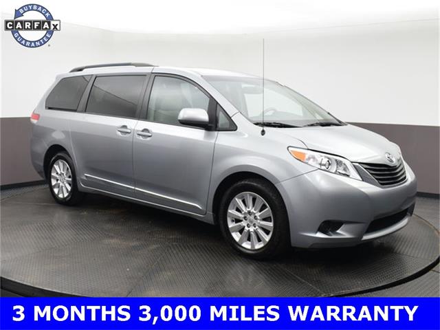 2012 Toyota Sienna (CC-1638630) for sale in Highland Park, Illinois