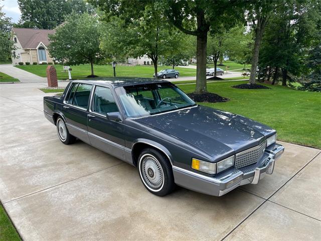 1990 Cadillac Sedan DeVille (CC-1638956) for sale in North Royalton, Ohio