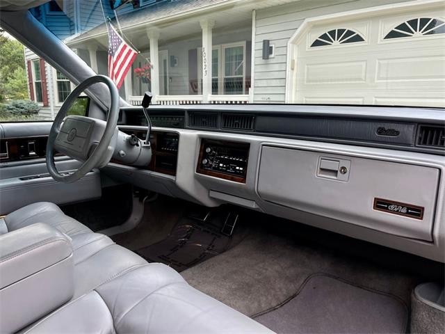 1990 Cadillac Sedan DeVille (CC-1638956) for sale in North Royalton, Ohio