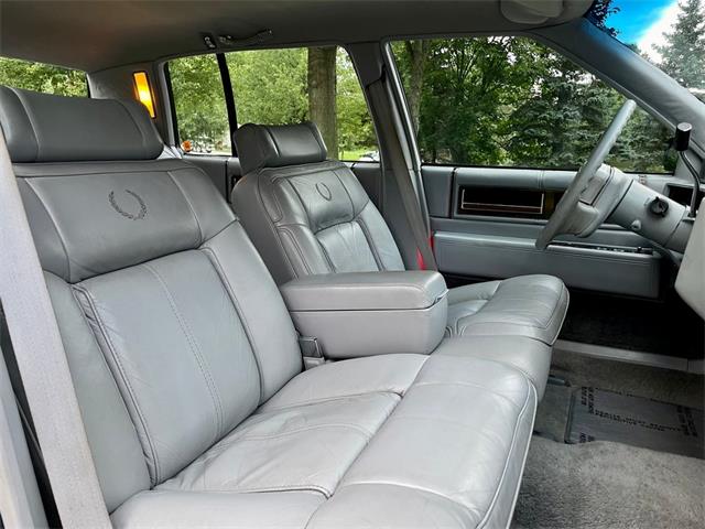 1990 Cadillac Sedan DeVille (CC-1638956) for sale in North Royalton, Ohio