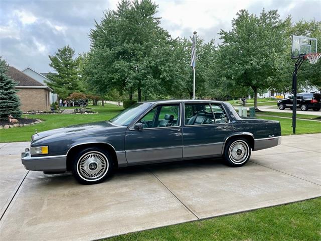 1990 Cadillac Sedan DeVille (CC-1638956) for sale in North Royalton, Ohio