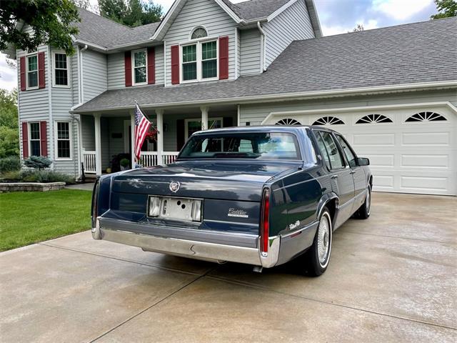 1990 Cadillac Sedan DeVille (CC-1638956) for sale in North Royalton, Ohio