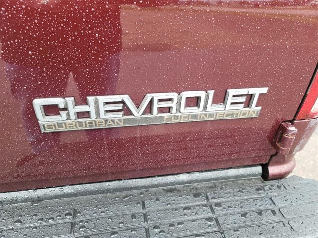 1993 Chevrolet Suburban (CC-1641429) for sale in Spirit Lake, Iowa