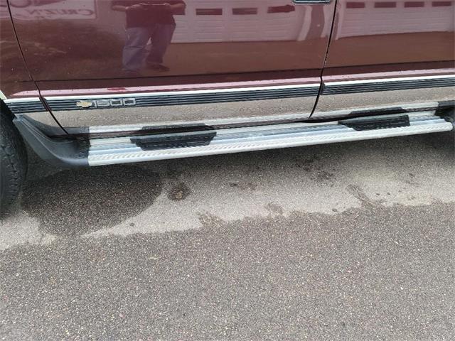 1993 Chevrolet Suburban (CC-1641429) for sale in Spirit Lake, Iowa