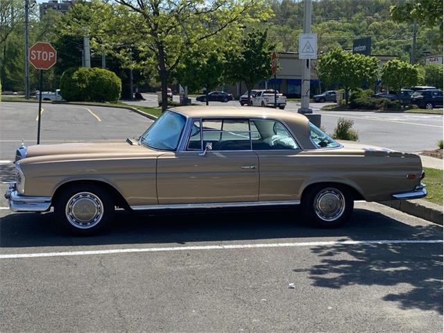 1968 Mercedes-Benz 280SE (CC-1642447) for sale in Saratoga Springs, New York
