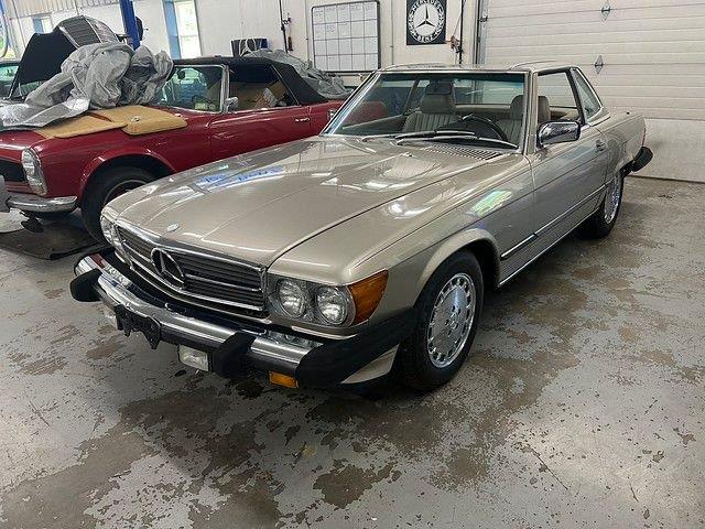 1988 Mercedes-Benz 560SL (CC-1642675) for sale in Saratoga Springs, New York