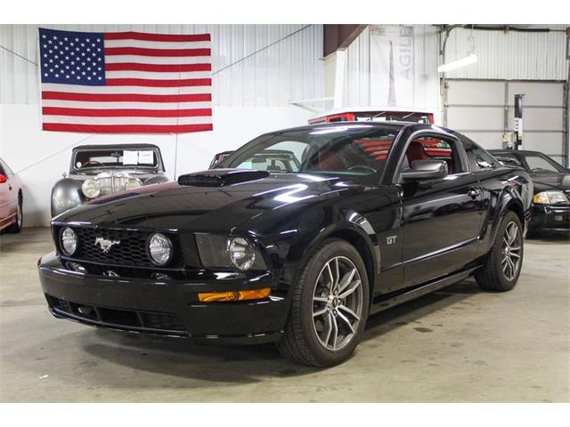 2005 Ford Mustang (CC-1644936) for sale in Kentwood, Michigan
